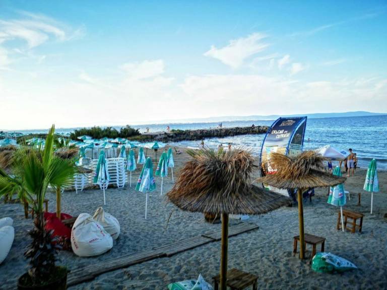 beach bar la Habana в град поморие партита и събития за сезона